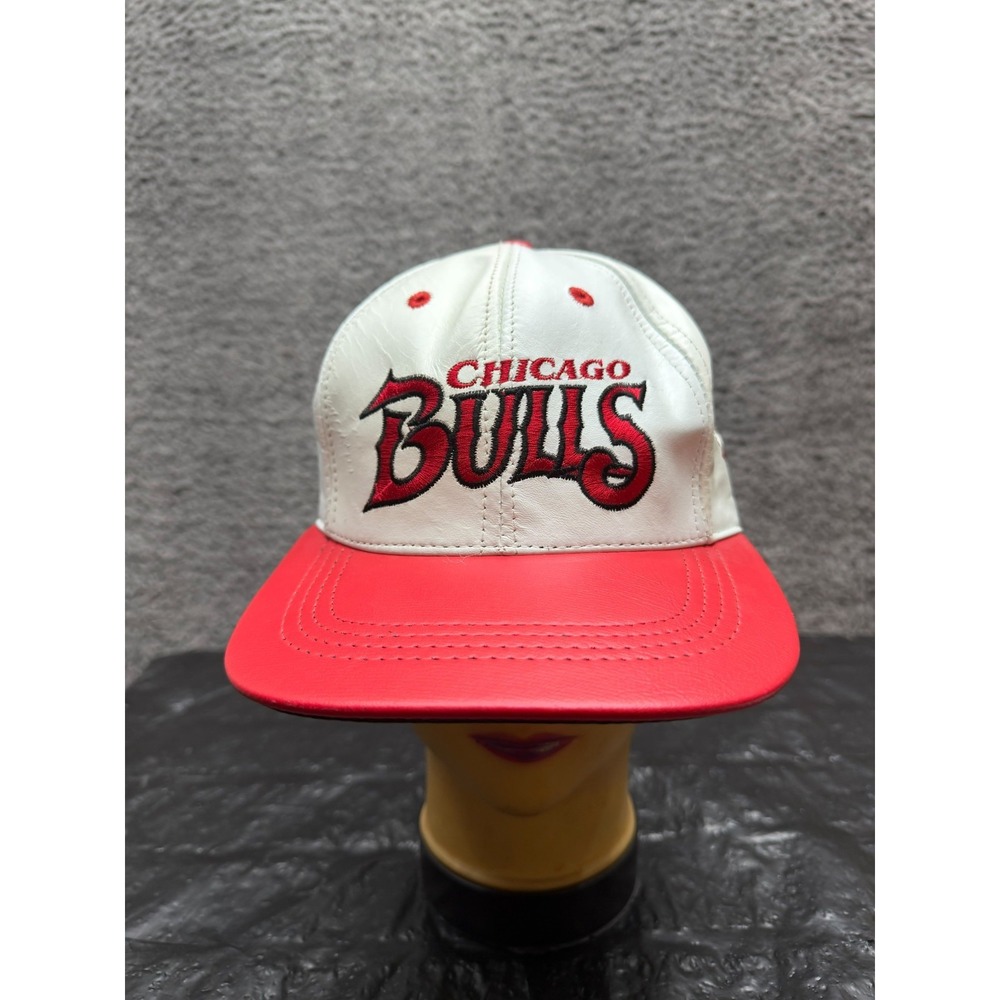 Vintage 1996 Jeff Hamilton NBA Chicago Bulls Genuine Leather Snapback Cap White